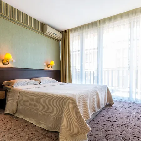 호텔 Kalithea Family 소조폴