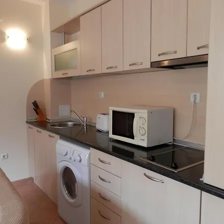 호텔 Kalithea Family 소조폴