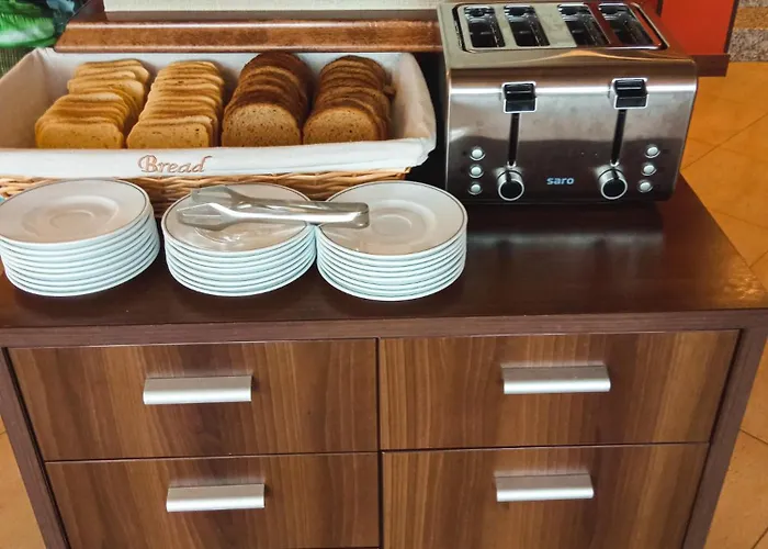 מלון Kalithea Family